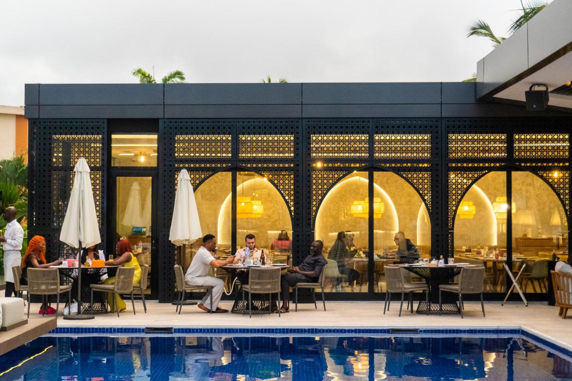 Maroko Bayshore Suites Lagos Exteriör bild